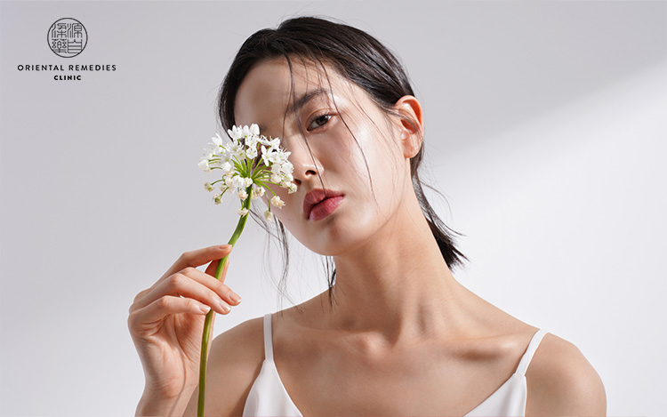 Clear and healthy skin for natural beauty